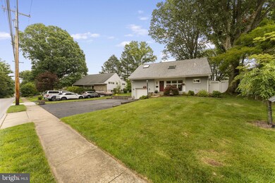 108 E Mill Rd, Flourtown, PA 19031 - photo 2