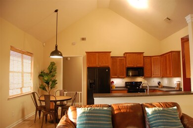 719 Loudon Hill Dr, Warner Robins, GA 31088 - photo 5