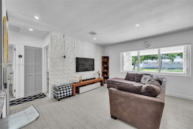 1020 SW 4th Ave, Fort Lauderdale, FL 33315 - photo 4