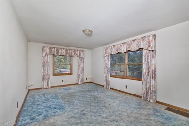 3927 Daisyview St, Shadyside, OH 43947 - photo 4