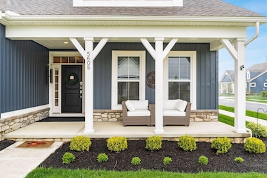 COVERED FRONT PORCH