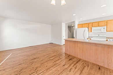 1387 Circlewood Dr, Central Point, OR 97502 - photo 7