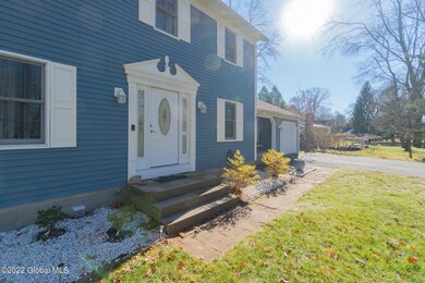 762 Downing St Niskayuna NY mls-39
