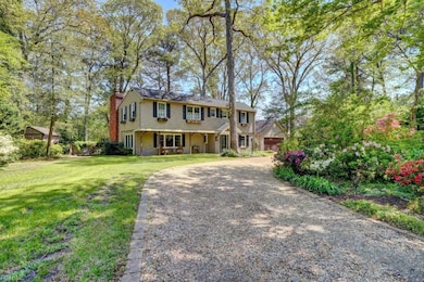 Front exterior/Driveway