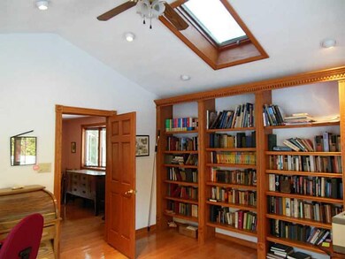 1090 Mansfield Ave, Indiana, PA 15701 - photo 4