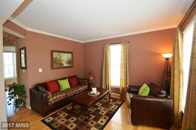 25622 Dabner Dr, Chantilly, VA 20152 - photo 2