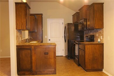 4213 Elf Owl Ct, Norman, OK 73072 - photo 6