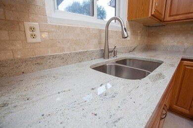 2711 Millrace Dr, Columbus, OH 43207 - photo 3