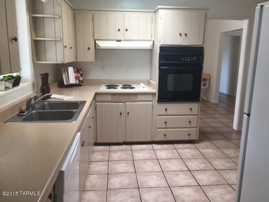 5220 E Holmes St, Tucson, AZ 85711 - photo 6