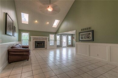 5308 Aminda St, Shawnee, KS 66226 - photo 4