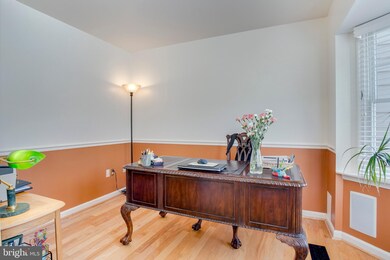 9303 Bellbeck Rd, Parkville, MD 21234 - photo 4