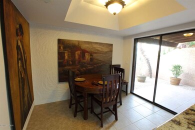 Kitchen Eating Area