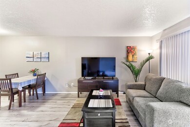 2005 Tibbetts Dr unit 304, Longview, WA 98632 - photo 6