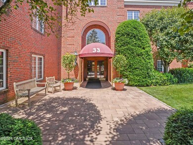 1-web-or-mls-33-west-putnam-avenue-unit-