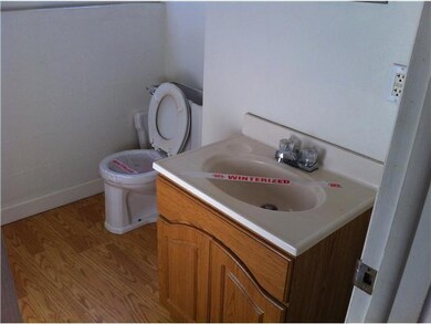 2431 Wicklow Rd, Columbus, OH 43204 - photo 7