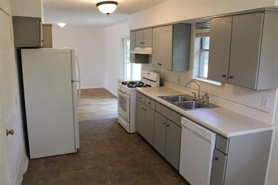 272 Belle St, Bedford, TX 76022 - photo 5