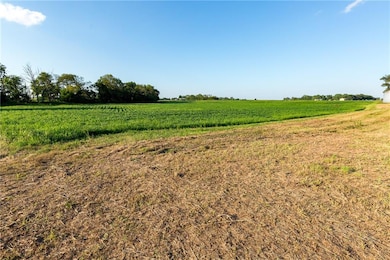 000 Texas Rd, Garnett, KS 66032 - photo 2