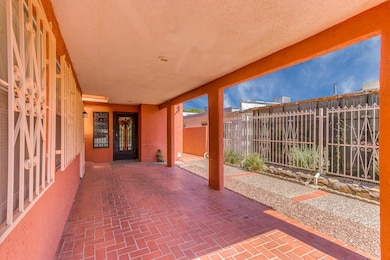 DDF7B2E8-61DC-47D4-BE67-06C4EC4CEAB4