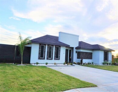 4114 Watusi Ct, Laredo, TX 78045 - photo 2