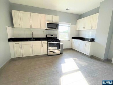 10 Main Ave, Elmwood Park, NJ 07407 - photo 4