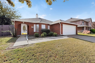 328 Cortland Cir, Roanoke, TX 76262 - photo 5