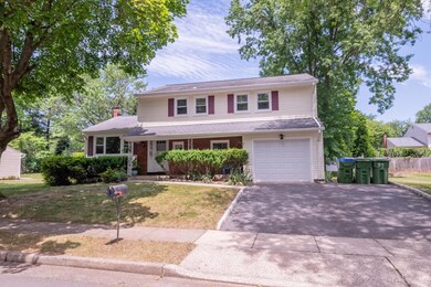 37 Marlin Ave E, Edison, NJ 08820 - photo 2