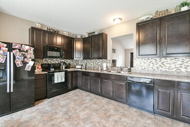7861 Waggoner Trace Dr-5