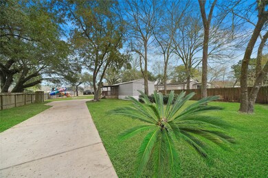 7003 County Road 865, Alvin, TX 77511 - photo 2