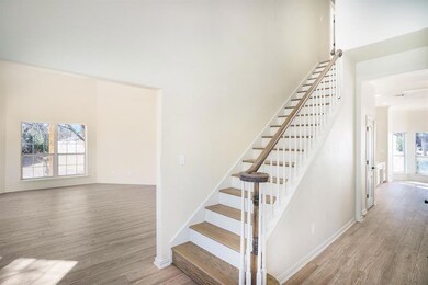 115 Lake Circle Ct, Weatherford, TX 76087 - photo 3