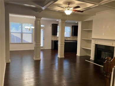 Open floorplan, great for entertaining