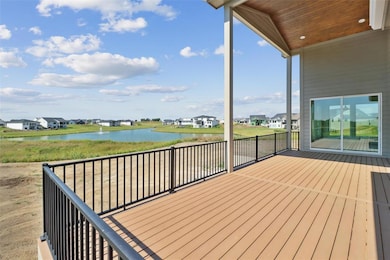 4644 176th Ct, Urbandale, IA 50323 - photo 5