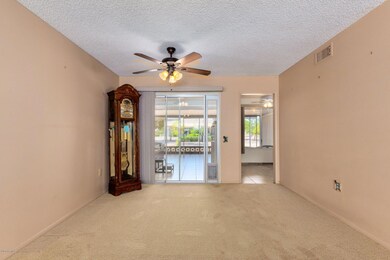 9810 W Terrace Ln unit 57, Sun City, AZ 85373 - photo 4