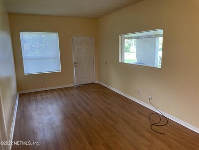 5116 Janice Cir E, Jacksonville, FL 32210 - photo 3