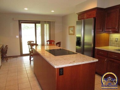 3701 SW Woodglen St, Topeka, KS 66610 - photo 5