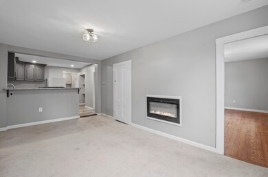 37 English St unit 1, Salem, MA 01970 - photo 4