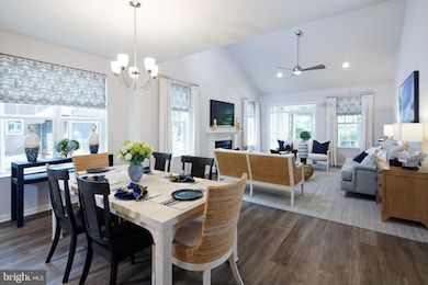 11535 Beacon Hill Ct, Swan Point, MD 20645 - photo 4