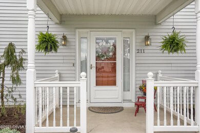 211 Birchtree Ln, Lewisburg, PA 17837 - photo 5