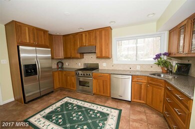 3302 Potterton Dr, Falls Church, VA 22044 - photo 6