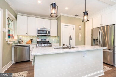 102 N Towamencin Ave, Lansdale, PA 19446 - photo 2