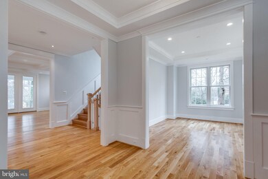 8001 Carita Ct, Bethesda, MD 20817 - photo 7