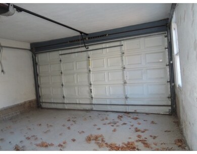 7 Neptune Ave, West Springfield, MA 01089 - photo 5