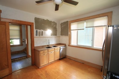 2316 N Grant Blvd, Milwaukee, WI 53210 - photo 7