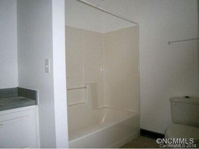 52 Shady Oak Dr, Asheville, NC 28803 - photo 6