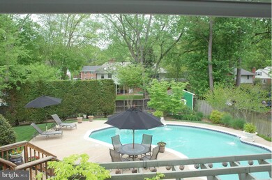 1012 Emerald Dr, Alexandria, VA 22308 - photo 3