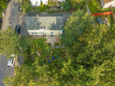 21 GreenLeaf Street-11