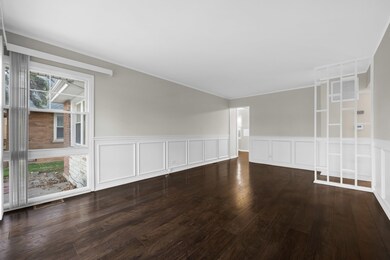 1001 Bristol Ave, Westchester, IL 60154 - photo 4