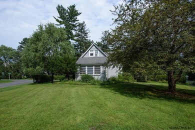 23 Hawthorne Ave, Delmar, NY 12054 - photo 4