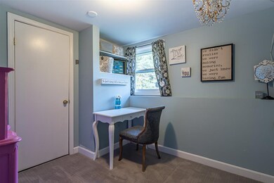 3 Greenleaf St, MerriMacK, NH 03054 - photo 5