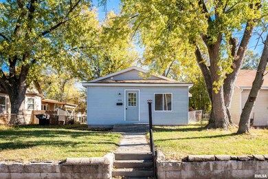 1014 S 3rd St, Pekin, IL 61554 - photo 2