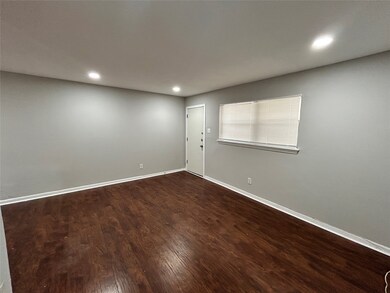 8723 Ilona Ln unit 6, Houston, TX 77025 - photo 7